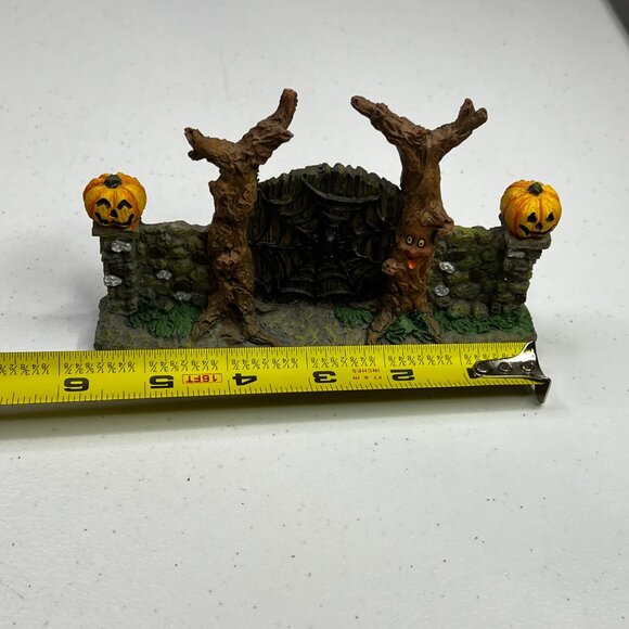 Halloween Spooky Gate With Pumpkin Lanterns & Tree Spirits Resin Figurine - Picture 5 of 8